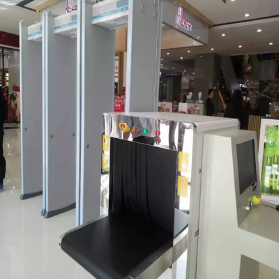 Layar Sentuh Portabel Berjalan Melalui Peralatan Keamanan Detektor Logam Untuk Sekolah, Bandara