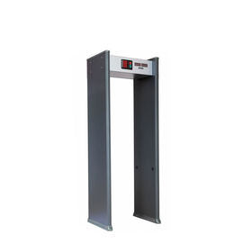 Multi Zona Security Guard Metal Detector Berjalan Melalui Deteksi Akurat Tinggi
